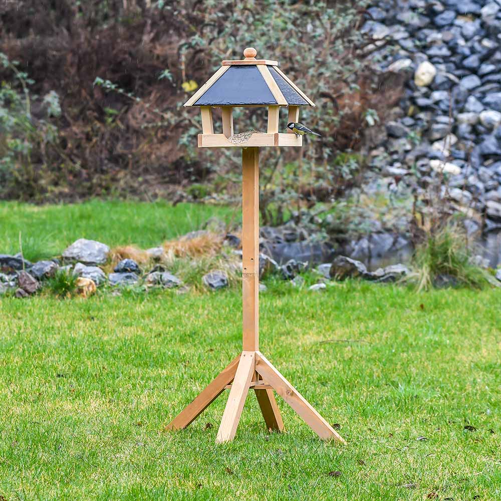 Futterhaus mit Ständer ,,Chevy", Schieferdach | CJ Wildlife